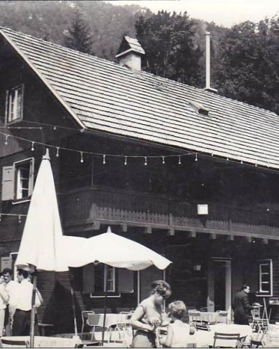 Postcard of Dom v Iškem vintgarju 1965