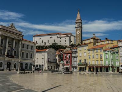 Tartini Square-1586194