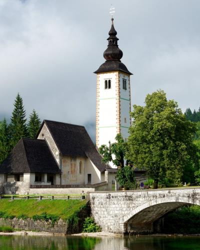 Kostel sv