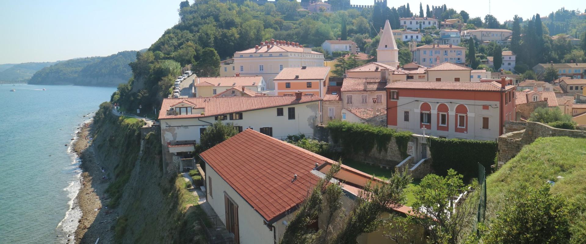 Narrow cobblestone streets
