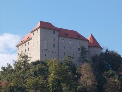 Rajhenburg Castle 01
