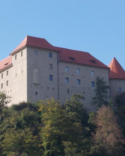 Rajhenburg Castle 01