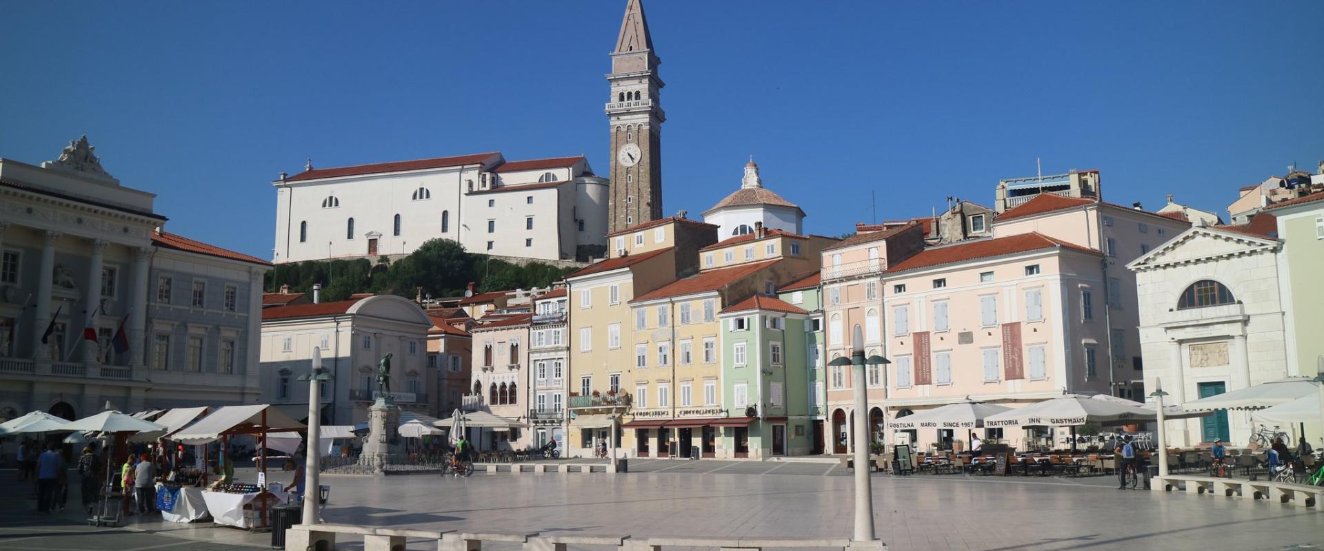 Tartinijev trg (Tartini Square)