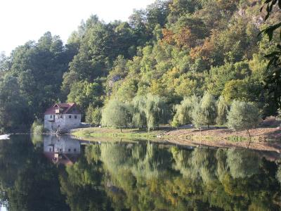 The Kolpa river at Adlešiči