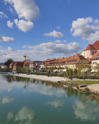 The Lent riverside promenade along the Drava in Maribor