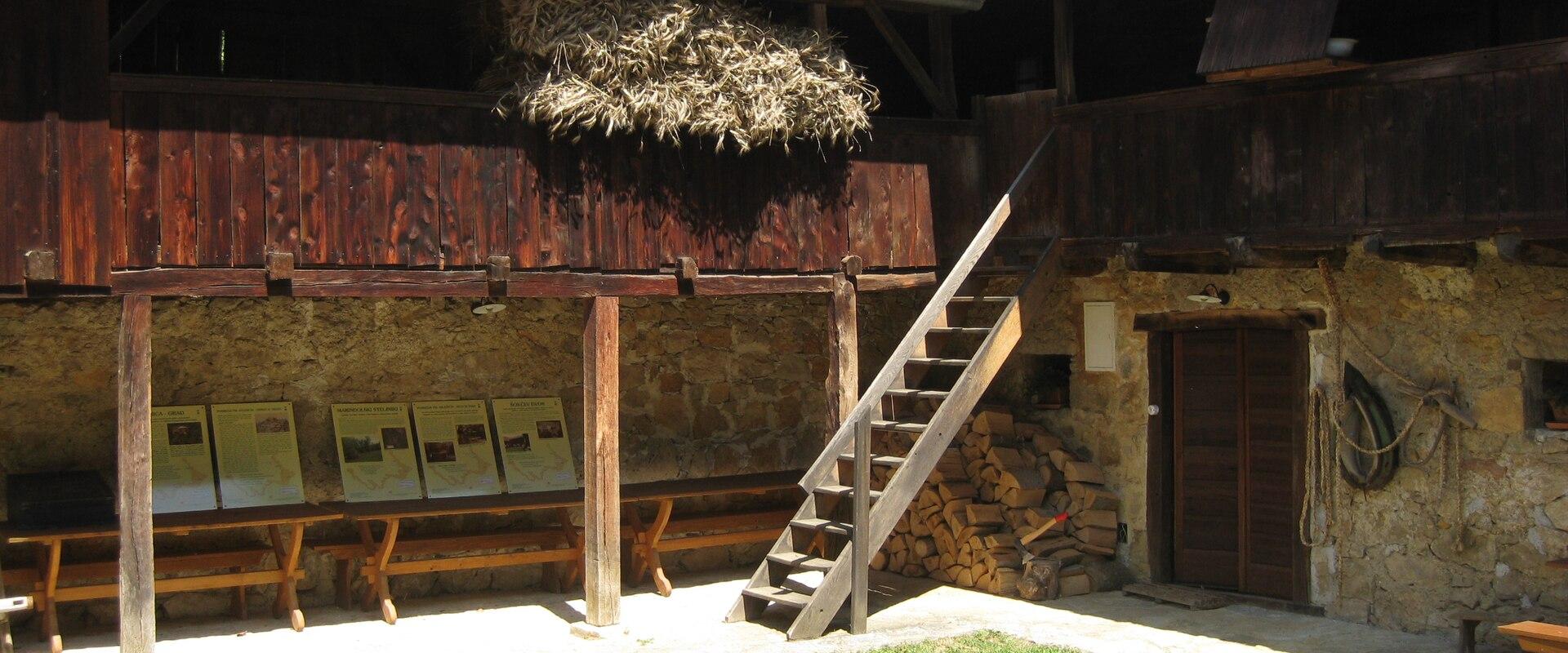 The traditional Šokčev dvor farmstead courtyard in Žuniči