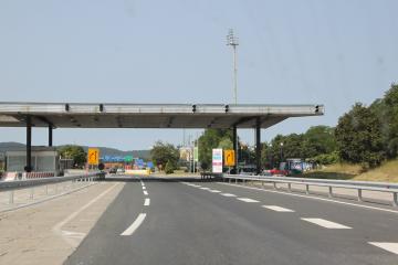 Border between Slovenia and Italy - panoramio