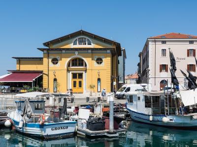 Piran harbour, where the town aquarium sits on the waterfront