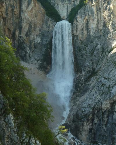 Boka waterfall (53424705216)