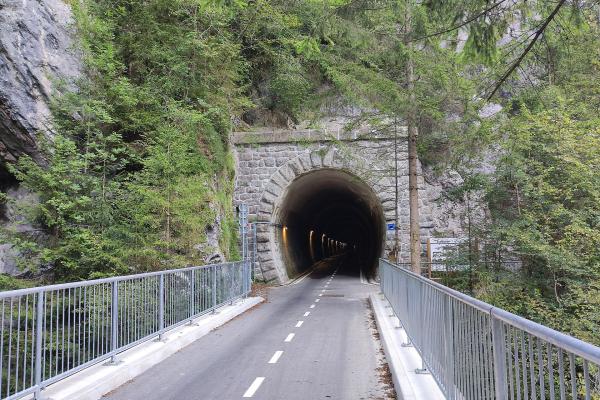 Štrekna Railway Tunnel