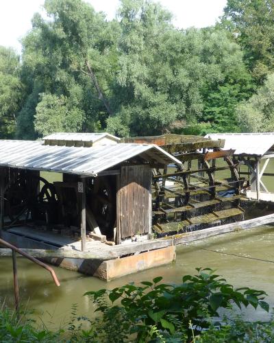 The Babič floating mill on the Mura river at Veržej