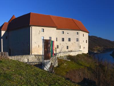 Rajhenburg Castle on its rock above Brestanica