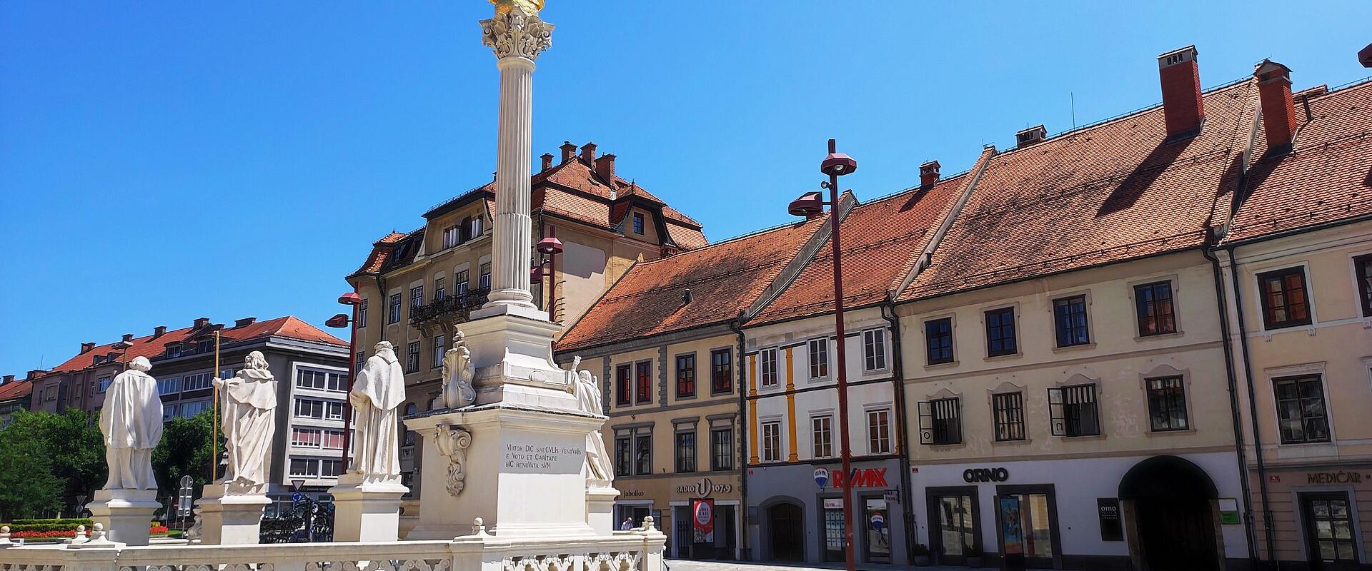Glavni trg, the main square of Maribor, with its plague column