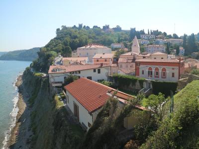 Piransko obzidje 16