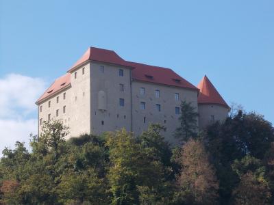 Rajhenburg Castle 01