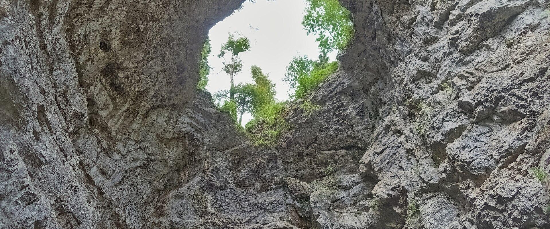 Little Natural Bridge (Mali Naravni Most)