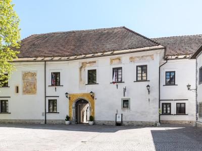 Linhartov trg, the historic square of Radovljica